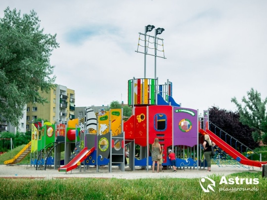 Astrus Playgrounds Photo 2