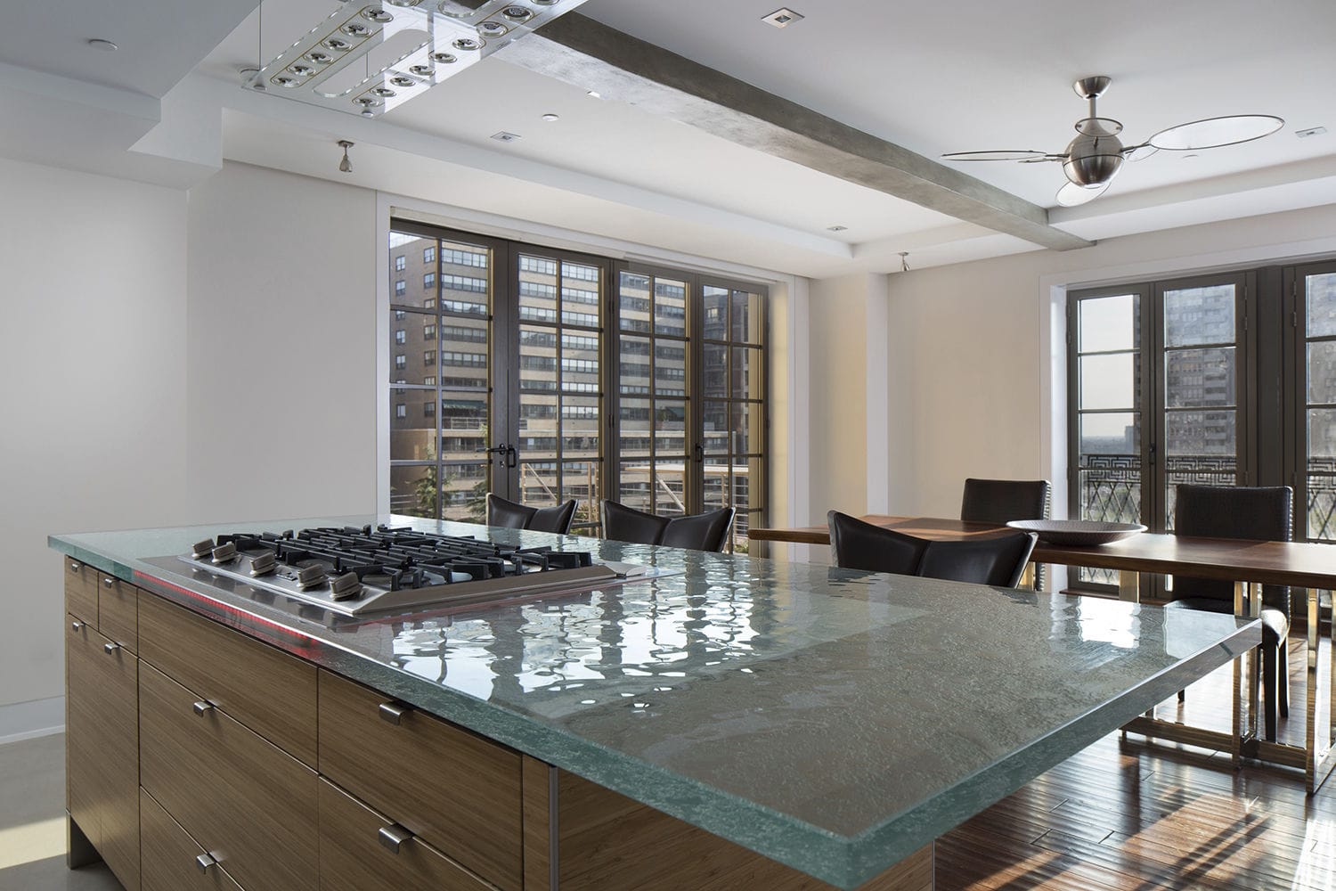 玻璃厨房台面 / 耐热 / 防污渍 / 抗菌