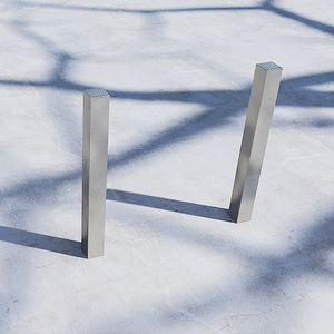 防护桩 1