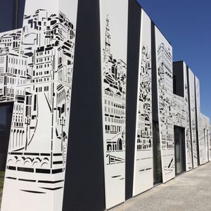 立面板