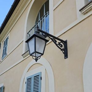 铸铁路灯
