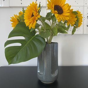 现代风格花瓶