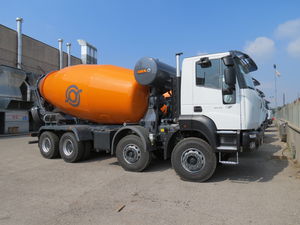 柴油拌和卡车 1