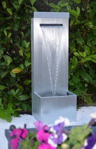 花园喷泉