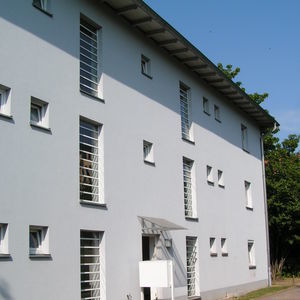 百叶窗式建筑遮阳板