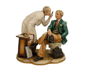瓷质雕塑