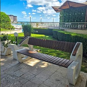 现代风格公共长椅