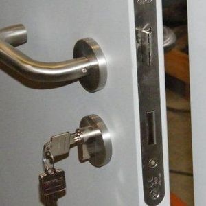 声学工业门