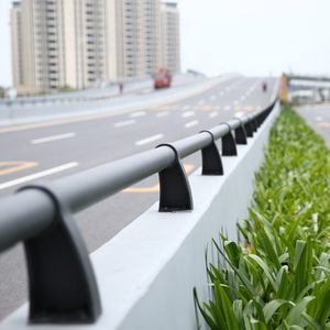 混凝土道路安全栏