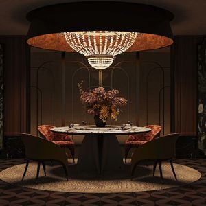 经典风格餐桌