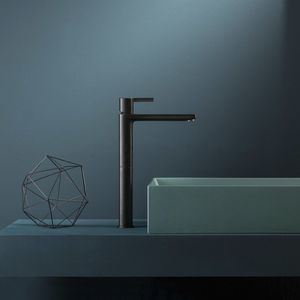 洗脸盆冷热水龙头 1
