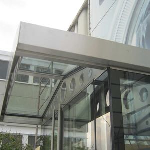 入口雨棚 1
