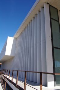 合成玻璃水泥建筑遮阳板