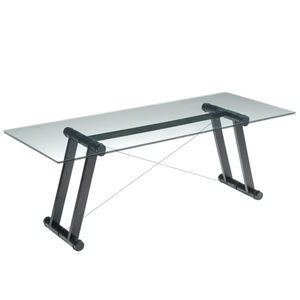 现代风格桌