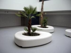 现代风格公共长椅