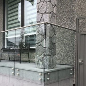 玻璃板阳台