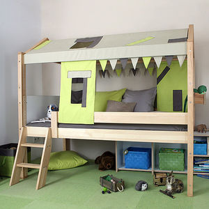玩具屋床