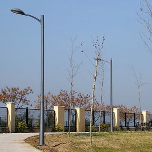 铝制路灯