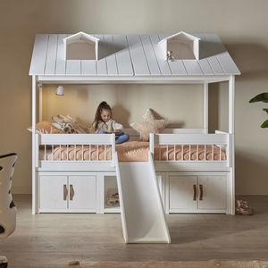 玩具屋床