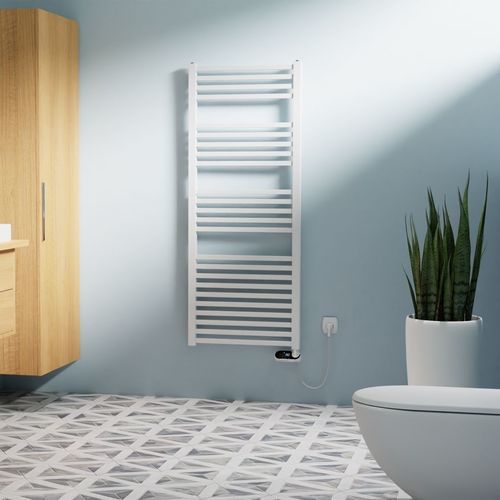热水毛巾架散热器 - Quadrat - ISAN Radiatory s.r.o. - 电动 / 501 w...750 w / 751 w...1000 w