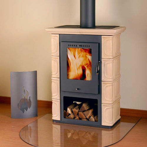 木材采暖炉 - BORGHOLM KERAMIK - Thorma Vyroba k.s. - 5 kW...10 kW / 独立式 / 现代风格