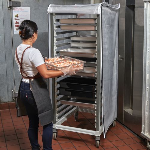 可调节置物架 - CAMSHELVING® GN - Cambro - 带轮 / 现代风格 / 金属