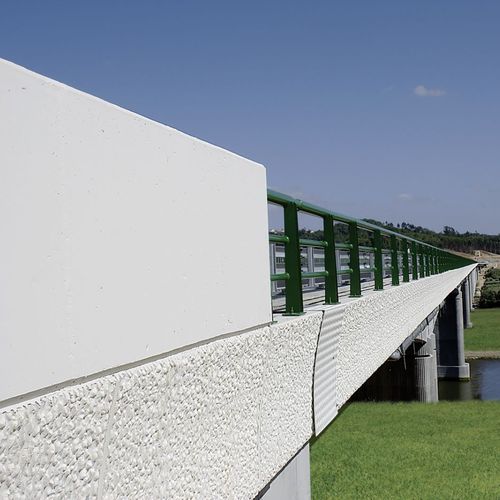桥梁工程顶角线 - BEAM WITH TEXTURED - A Cimenteira do Louro - 混凝土 / 预制 / 室外