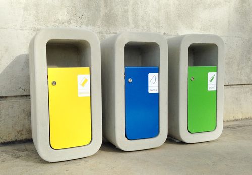 漆包金属垃圾桶 - KID :  415.ECO - SIT Urban Design - 纤维混凝土 / 垃圾分类 / 商用