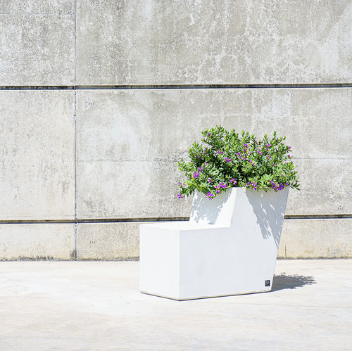 现代风格公共长椅 - FORM : 543.FL - SIT Urban Design - 混凝土 / 带椅背 / 带花坛