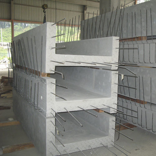 混凝土花坛 - BOX - SPC Industries Sdn Bhd - 长方形 / 现代风格 / 公共空间