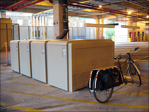 安全自行车停放处 - EXTENSION LOCKER - CycleSafe - 公共空间 / 用于城市