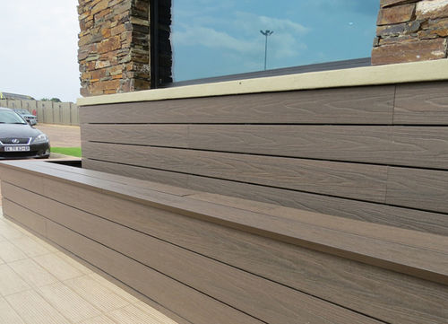 条形立面 - ULTRASHIELD® - newtechwood - 复合材料 / 凹凸 / 仿木