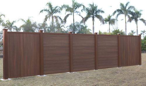板式围栏 - ULTRASHIELD® - newtechwood - 住宅 / 木塑复合材料 / 现代风格