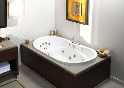 椭圆浴缸 - LIVING - MAAX bathroom - 丙烯塑料 / 水疗房 / 白色