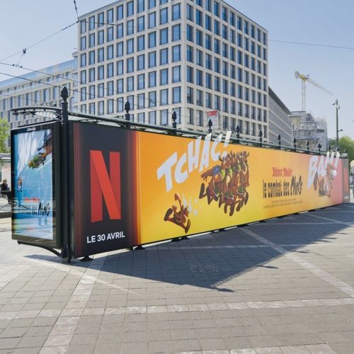 钢公交站台遮阳棚 - JCDecaux - Mobilier Urbain - 电镀钢 / 热镀锌钢 / 带凳子