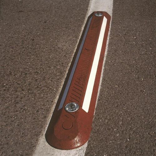 自行车路钉 - VELOCITE - Aximum - 走廊