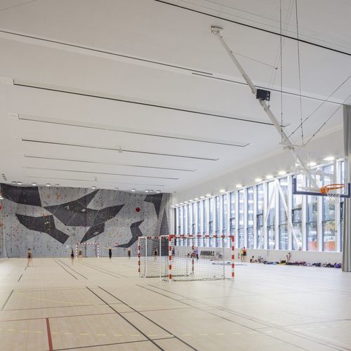 室内运动地板 - OMNISPORTS PUREPLAY   - Tarkett Sports Indoor - 泡沫 / 乙烯基 / 学校用