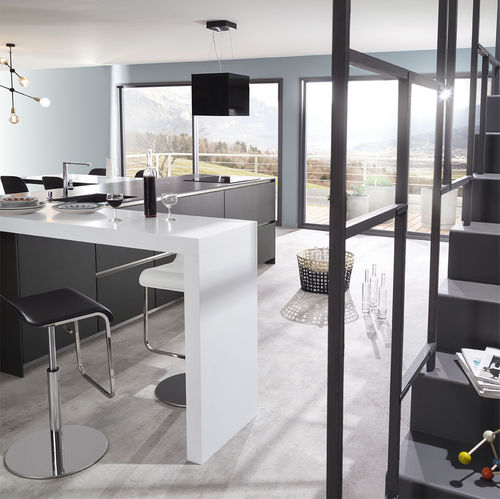 现代风格厨房 - AMBIANCE OPTIMALE - Mobalpa - 板岩 / 石英 / Corian®可丽耐