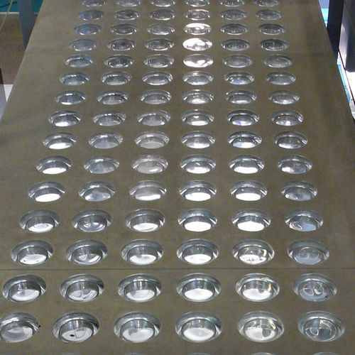 圆形玻璃方砖 - BG R19/10 - SEVES GLASSBLOCK - 光滑 / 用于行人桥