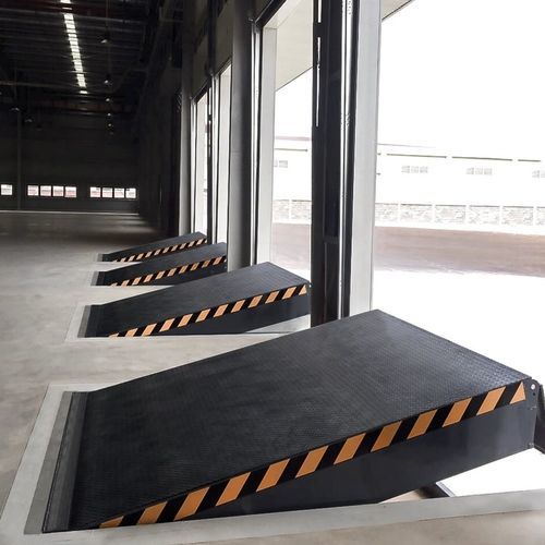 电动液压装卸跳板 - RH12B  - WISNIOWSKI - 斜坡调节板