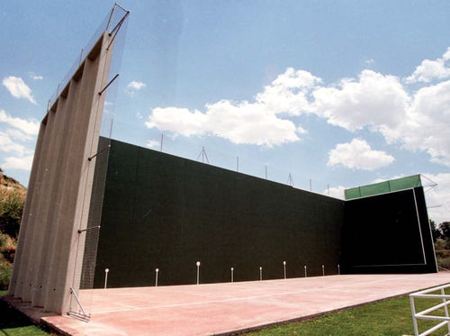 钢筋混凝土墙 - JAI ALAI COURT - PRETERSA PRENAVISA - 预制