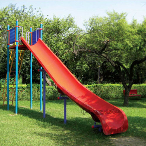 直滑梯 / 游乐场