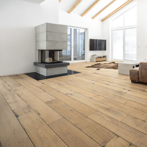 层压地板 - G.02 - Dennebos Flooring - 栎木 / 山形纹 / 涂油