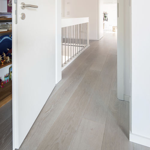 层压地板 - G.09 - Dennebos Flooring - 栎木 / 山形纹 / 涂油