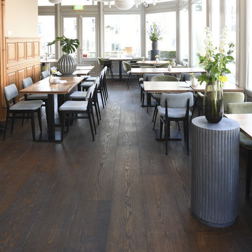 层压地板 - D.03 - Dennebos Flooring - 山形纹 / 做旧 / 自粘