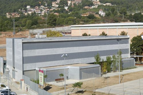 预制建筑 - IES FONTS DEL GLORIETA - HORMIPRESA - 混凝土 / 学校用 / 现代风格