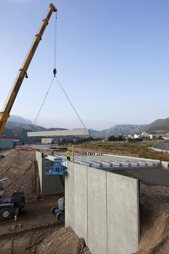 钢筋混凝土挡土墙 - HORMIPRESA - 模块化 / 预制 / 用于桥梁工程