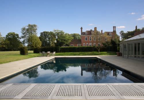 户外游泳池 - HERTFORDSHIRE - GUNCAST SWIMMING POOLS - 地下 / 玻璃 / 马赛克砖