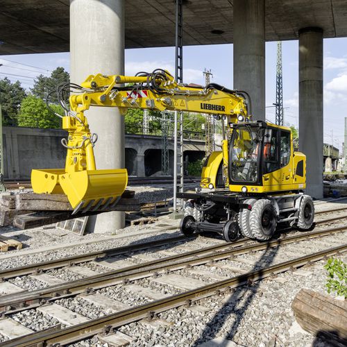 中型挖土机 - A 922 RAIL LITRONIC  - Liebherr  - 轮胎式 / 工程 / 柴油