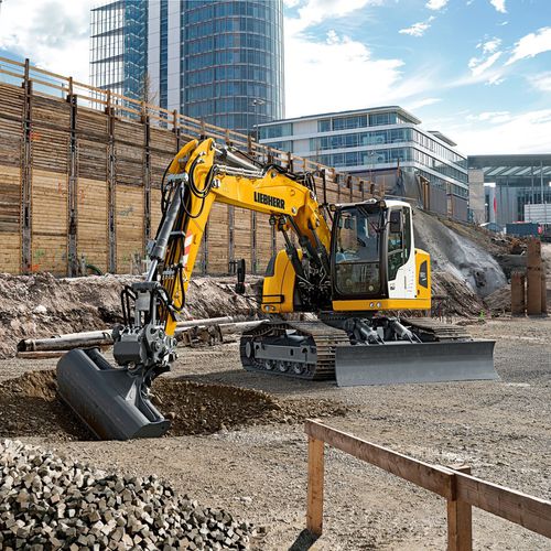 中型挖土机 - R 920 COMPACT LITRONIC - Liebherr  - 履带式 / 短尾摆 / 紧凑型